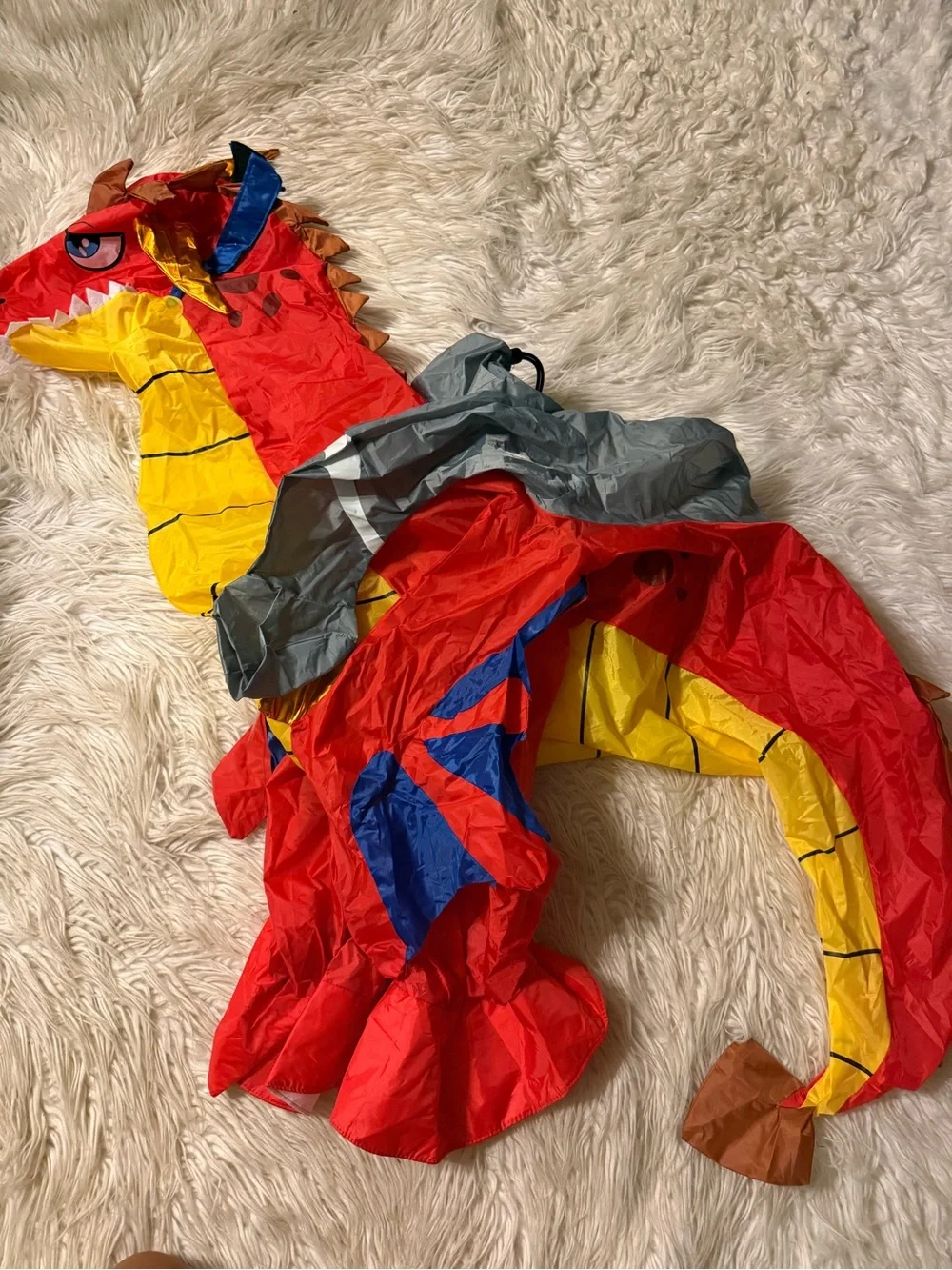 Kids ride on inflatable dragon costume (E5)